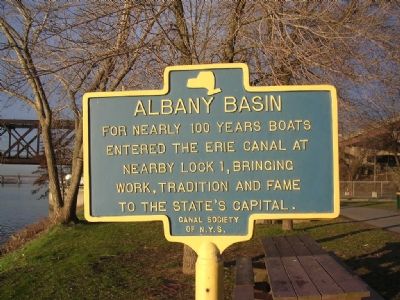 The Erie Canal / Albany Basin Marker image. Click for full size.