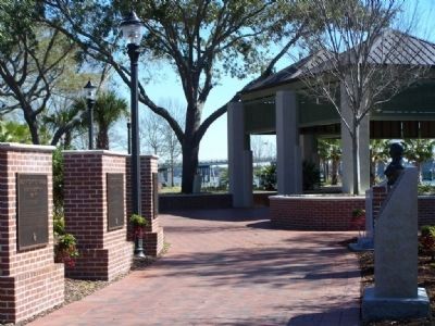 Riverfront Park, along the Beaufort River, town of Beaufort image, Touch for more information