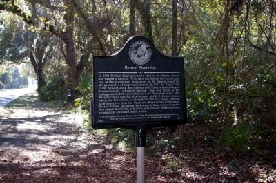 Retreat Plantation Marker on Kings Way (in background) image, Touch for more information