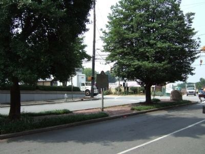 Battlefield of Peachtree Creek Marker facing Peachtree Street from Palisades Road image, Touch for more information