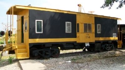 Southern Pacific Bay Window Caboose and Marker image, Touch for more information