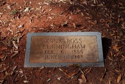 Anna Ross Cunningham Tombstone image. Click for full size.