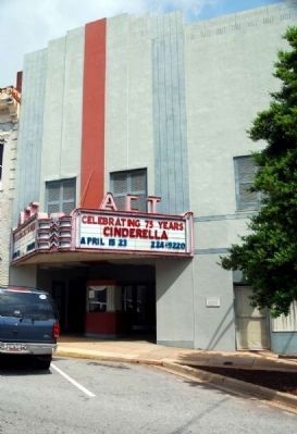 Anderson Community Theater<br>132 (former 131) East Whitner Street image. Click for full size.