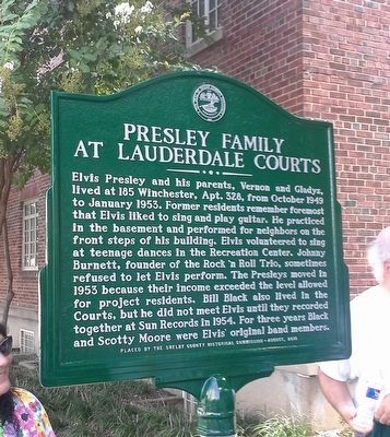 Lauderdale Courts / Presley Family at Lauderdale Courts Historical Marker