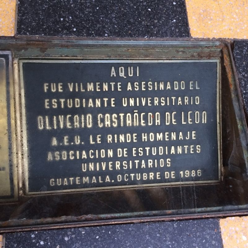 Assassination of Oliverio Castaeda de Leon additional marker image. Click for full size.