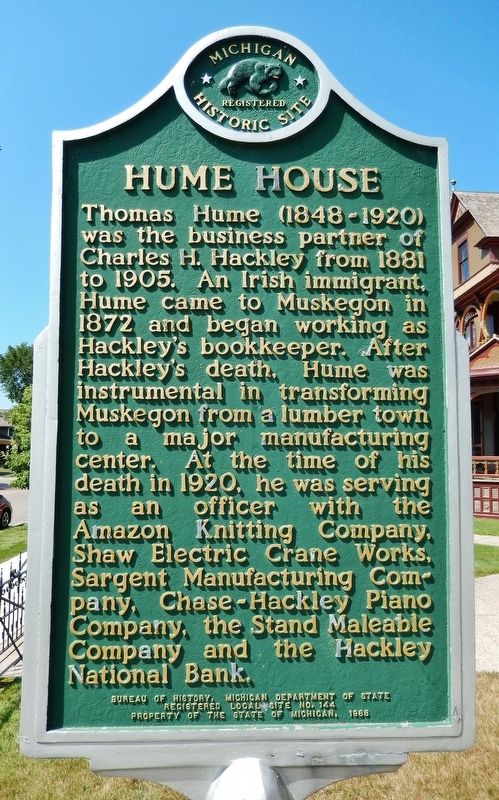 Hume House Marker (<b><i>side 2</b></i>) image, Touch for more information