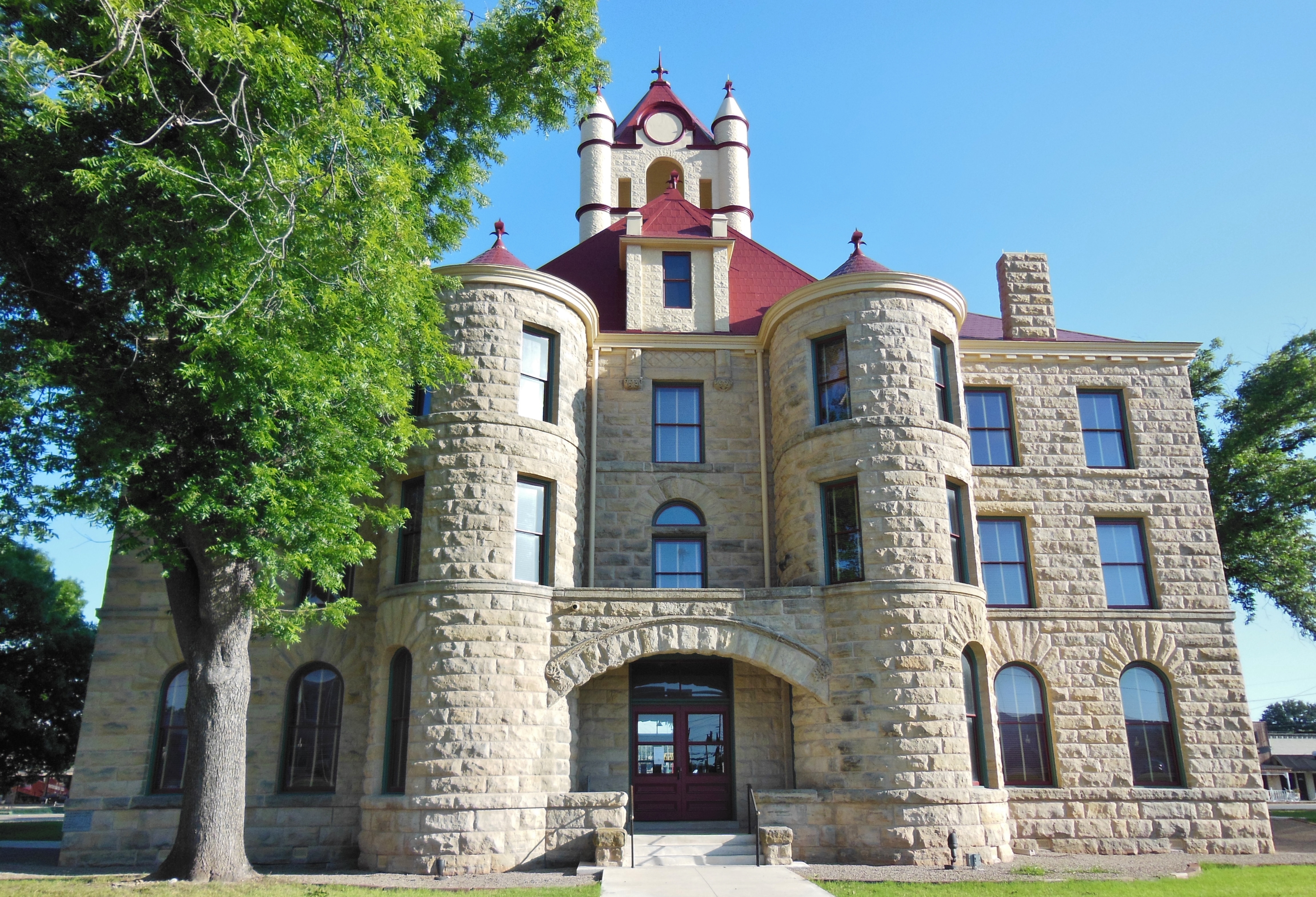 Photo: McCulloch County Courthouse ( north side )