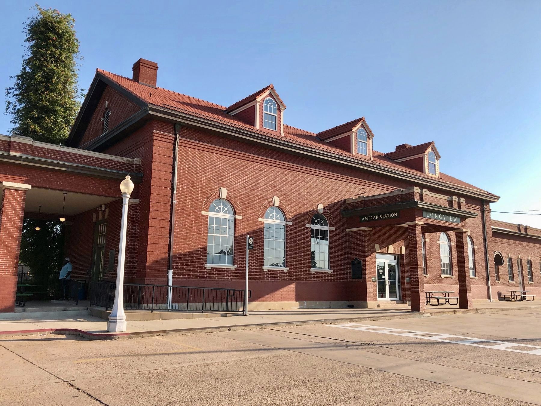 The Longview Train Depot (Amtrak Station) and Marker (left of entrance). image. Click for full size.