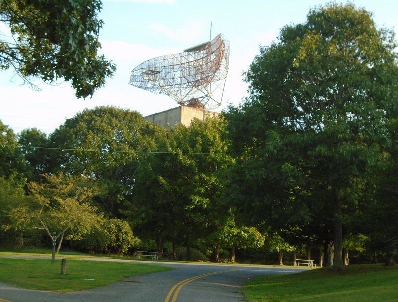 Montauk Air Force Station AN/FPS-35 Radar Antenna image. Click for full size.