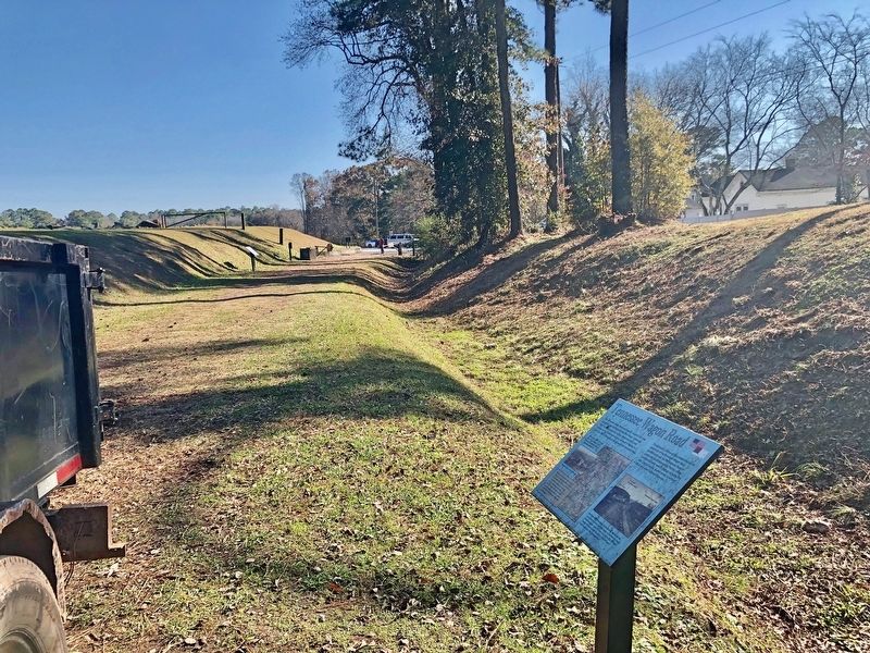 View south from marker, along Allatoona Pass trail, towards parking lot. image, Touch for more information