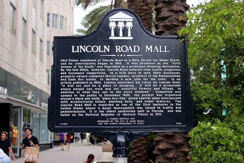 The early history of Apple Lincoln Road