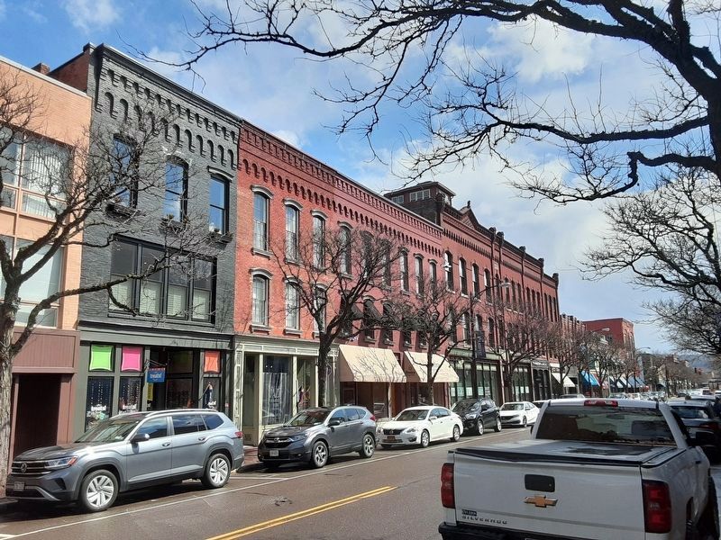 Market Street Historic District image. Click for full size.
