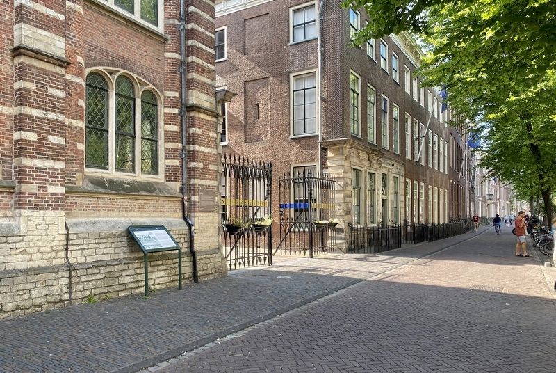 Academiegebouw / Academy Building Marker = wide view image. Click for full size.