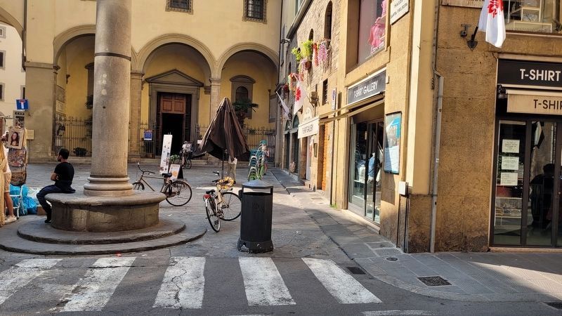 The Piazza Santa Felicita Marker and the column image. Click for full size.