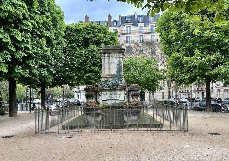Monument for Franois-Vincent Raspail (base with statue missing) image. Click for full size.