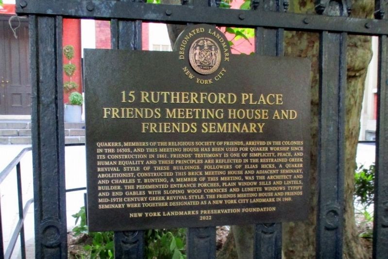 15 Rutherford Place plaque image. Click for full size.