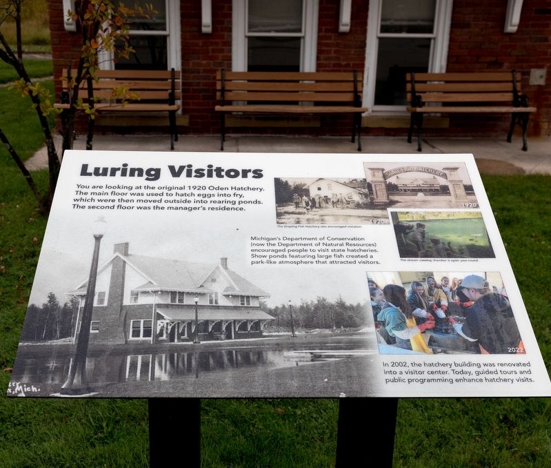 Luring Visitors Marker image. Click for full size.