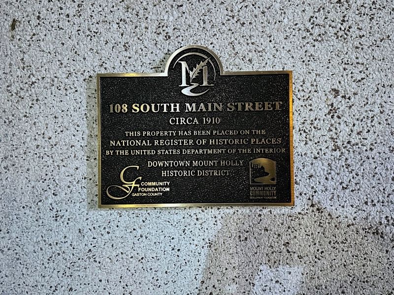 108 South Main Street Marker image. Click for full size.