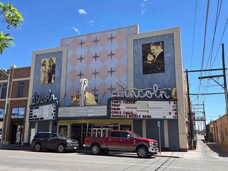 The Lincoln Theater as mentioned on the marker. Click for full size. The Lincoln Theater as mentioned on the marker image. Click for full size.