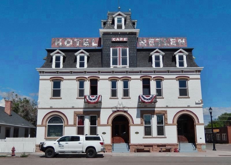 Hotel Metlen (<i>southeast/front elevation</i>). Click for full size. Hotel Metlen (<i>southeast/front elevation</i>) image. Click for full size.