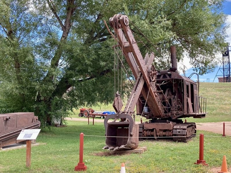 Osgood Steam Shovel and Marker. Click for full size. Osgood Steam Shovel and Marker image. Click for full size.