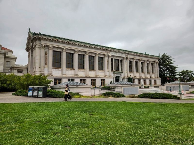 Doe Library. Click for full size. Doe Library image. Click for full size.